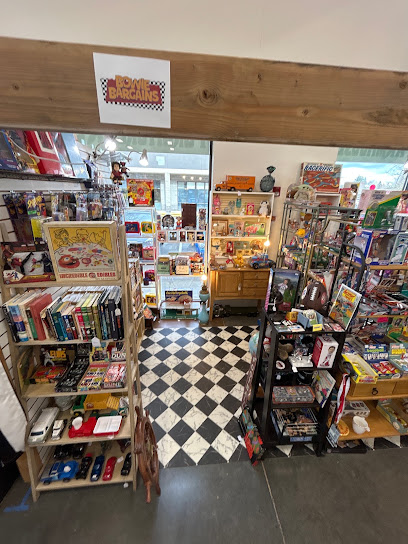Bowie Bargains — card shop in Hillsboro, Oregon