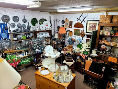 County Seat Antique Mall — card shop in Benton, Illinois