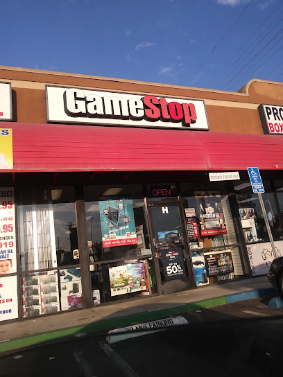 GameStop — TCG Shop in Van Nuys, California