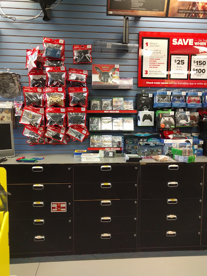 GameStop — TCG Shop in Wood River, Illinois