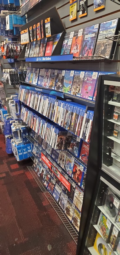 GameStop — TCG Shop in Garden City, New York