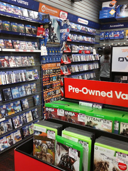 GameStop — TCG Shop in Honolulu, Hawaii