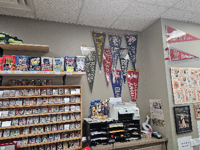 Vintage Vault — card shop in Middleborough, Massachusetts