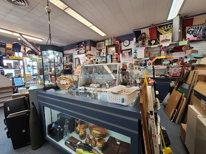 Vintage Village Antique Mall — card shop in Lincoln, Nebraska